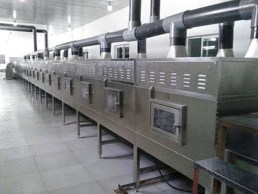 大型連續(xù)式微波干燥機(jī)