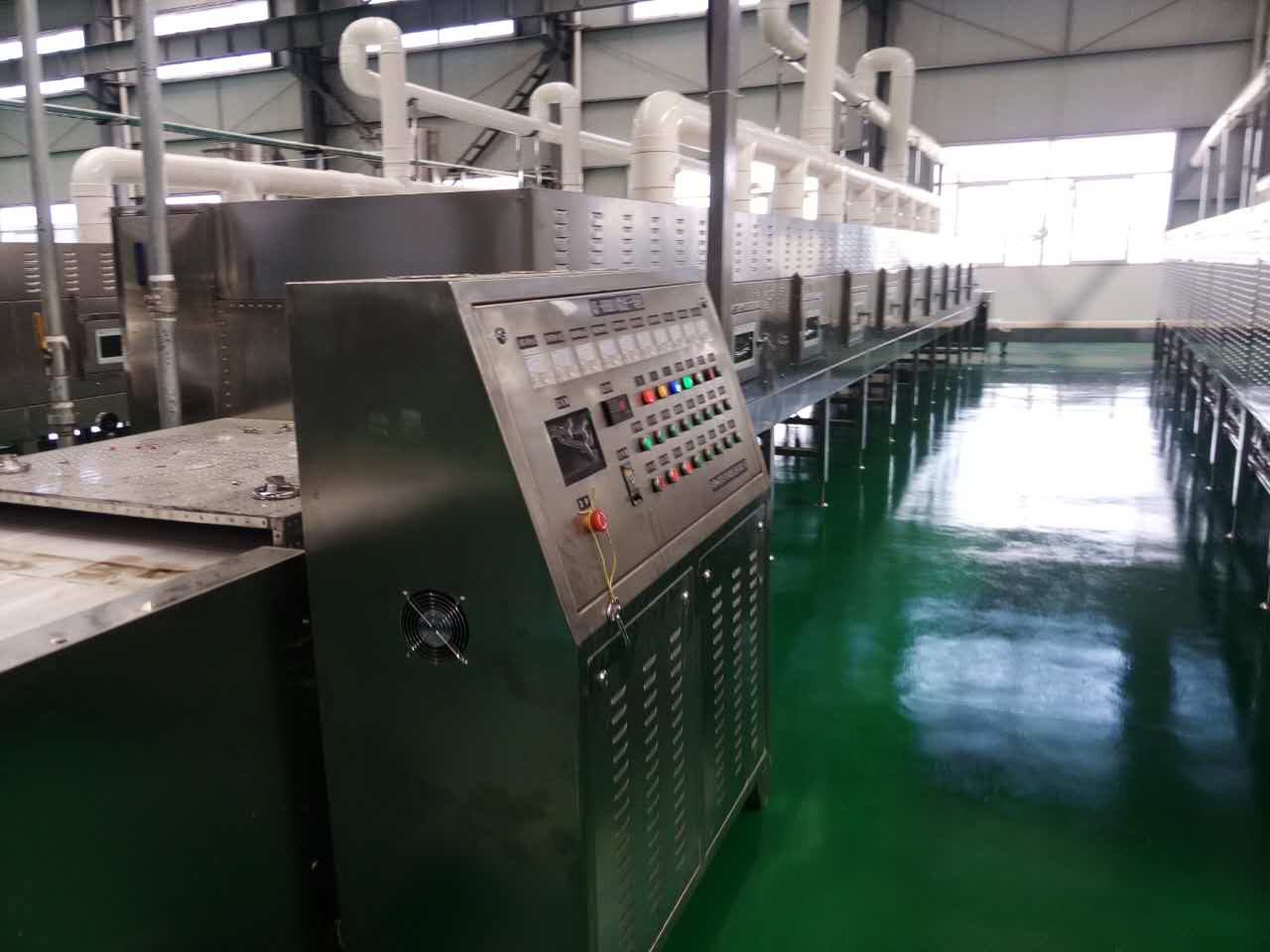 磷酸鐵鋰微波烘干機(jī)